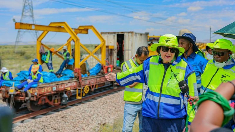 South Africa – Government invests R8.9 billion to restore key iron ore export corridor